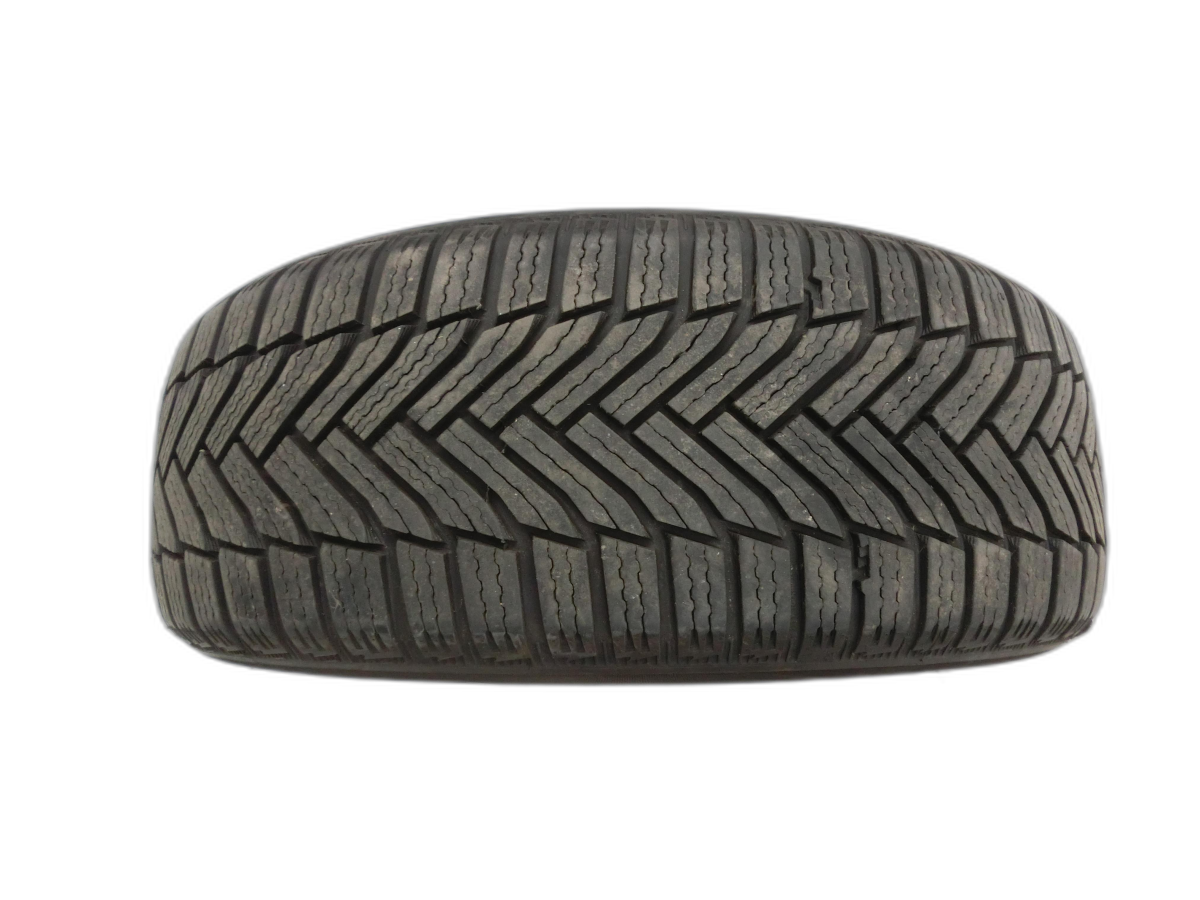BMW E81 1er LCI 120i 1x Reifen Winterreifen Michelin 205/55R16  H 7.8mm  - Bild 1