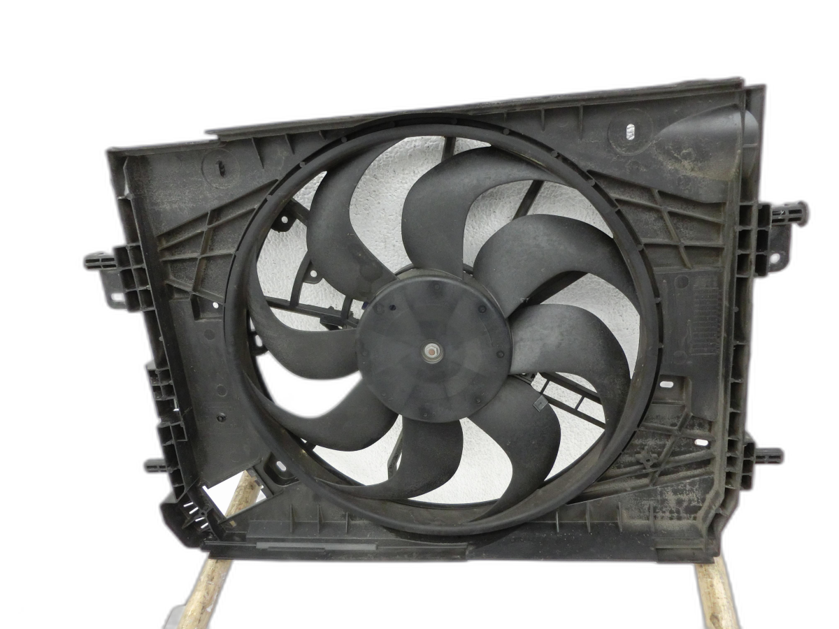 Renault Captur I  13-21 dCi 90 1,5 66KW Lüfter Ventilator f. Kühler  - Bild 1
