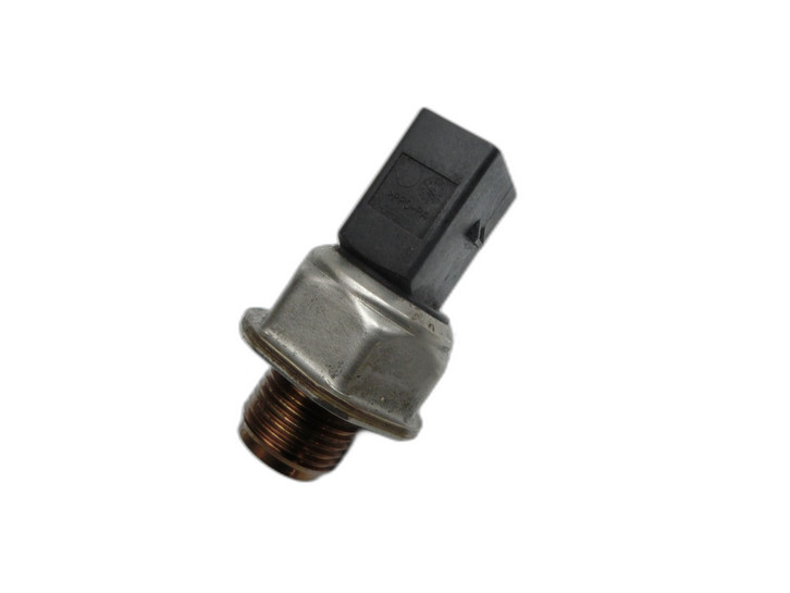 Audi A3 8VM, 8VS 12-16 TDI 2,0 110KW Railsensor Drucksensor Audi A3 8VM, 8VS 12-16 17.06.2016 04L906054 gebraucht Bild 1