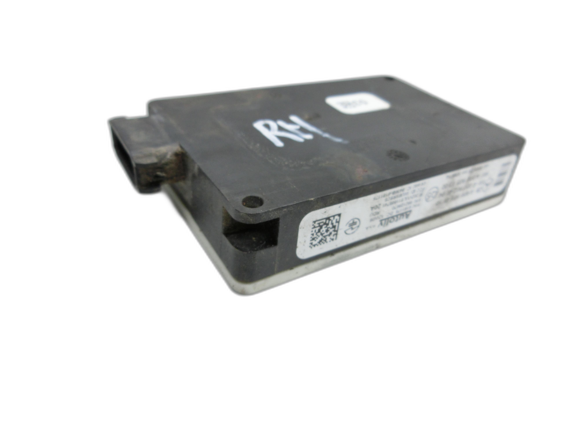 Mercedes W166 ML 350 11-15 CDI 3,0 190KW Sensor Totwinkelassistent Rechts Hinten  - Bild 1