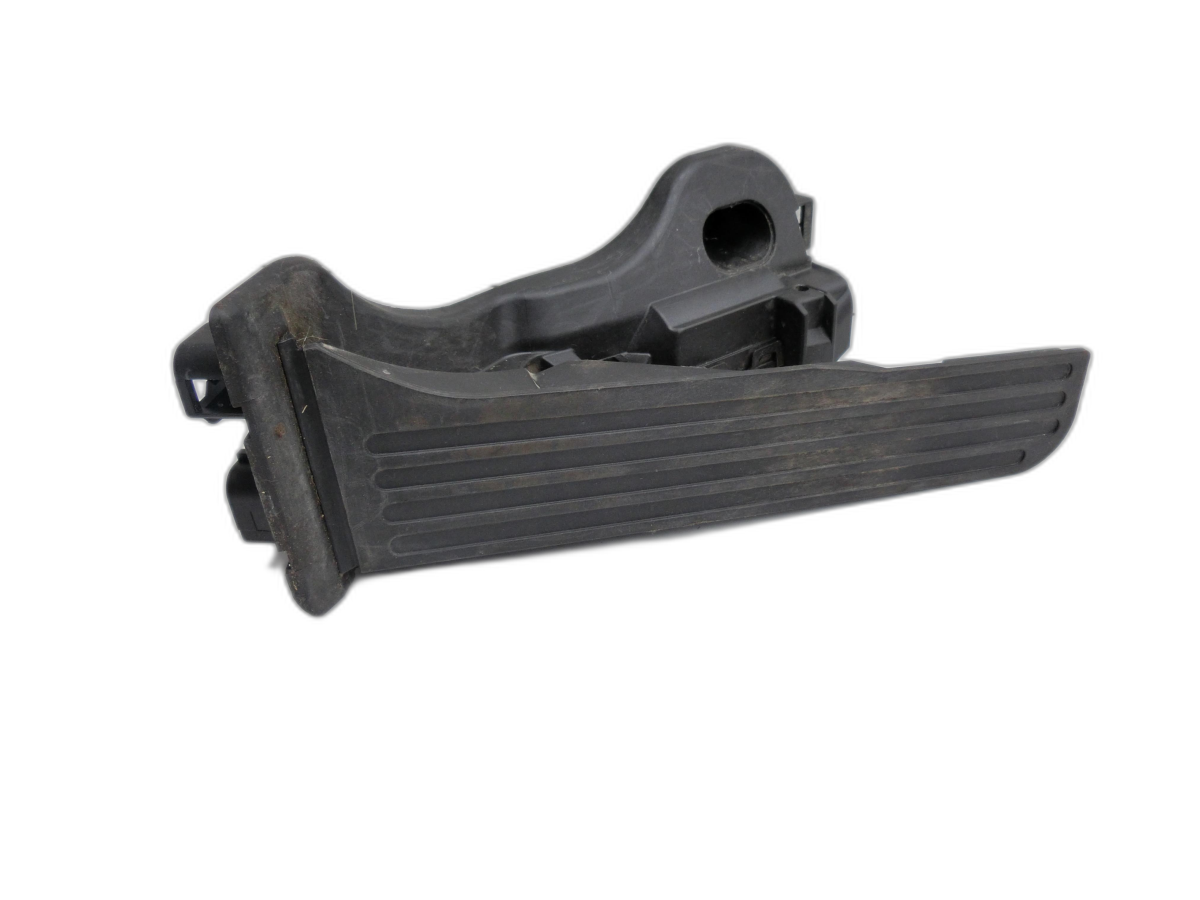 VW Passat 3C B6 06-10 2,0 125KW Gaswertgeber Gaspedal  - Bild 1