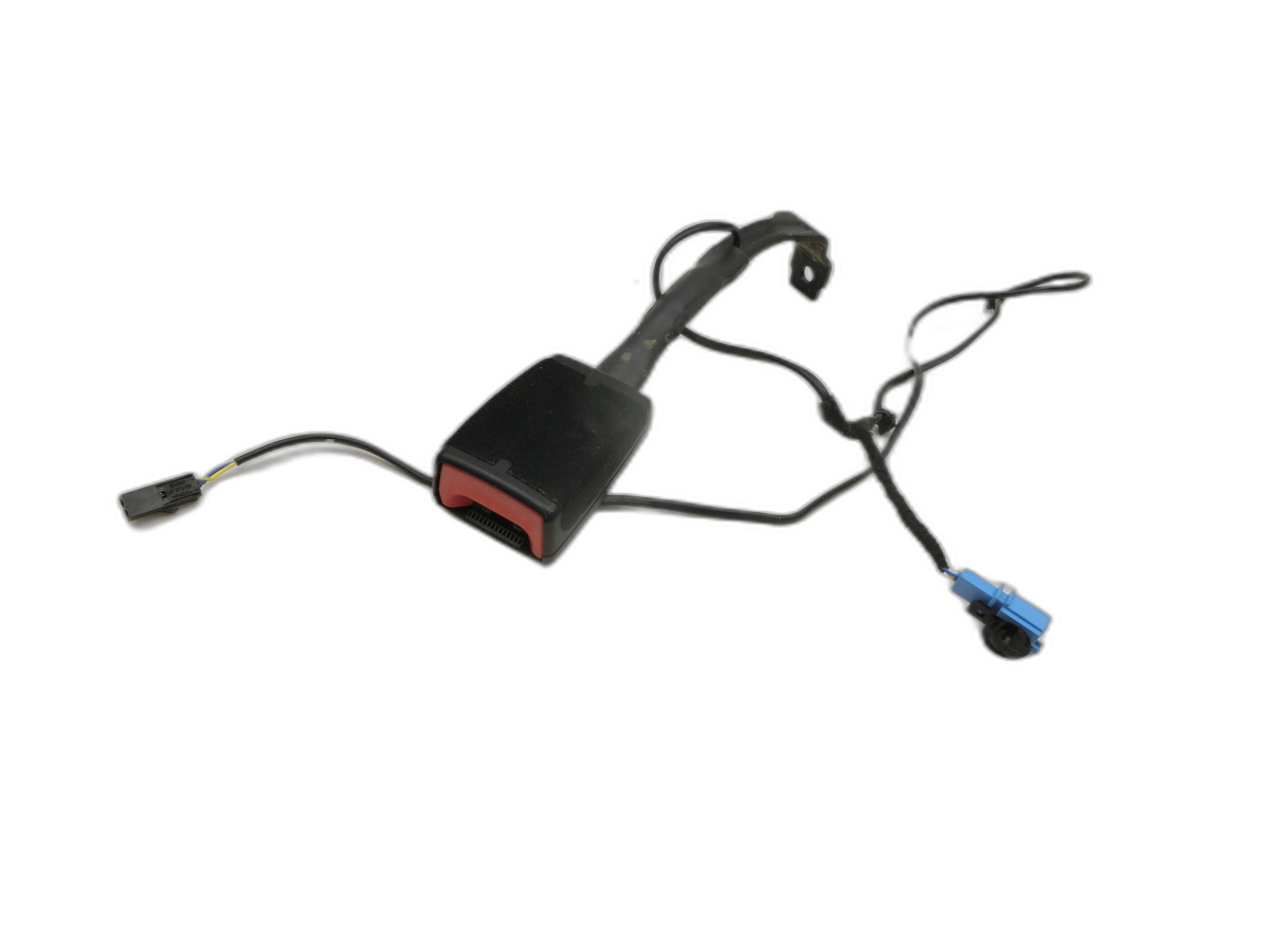 VW Passat CC 12-16 Coupe Gurtschloss Rechts Vorne - Bild 1