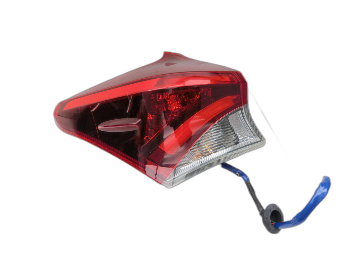 Toyota Auris II E18 15-19 Kombi Rückleuchte Rücklicht Heckleuchte Links orig  - Bild 1