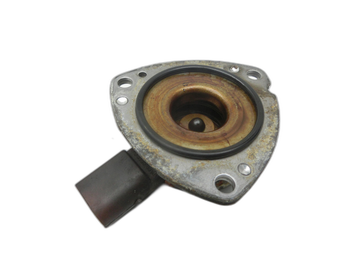 Mercedes W204 07-11 1,8 115KW Sensor Nockenwellenverstellung Auslass  - Bild 1