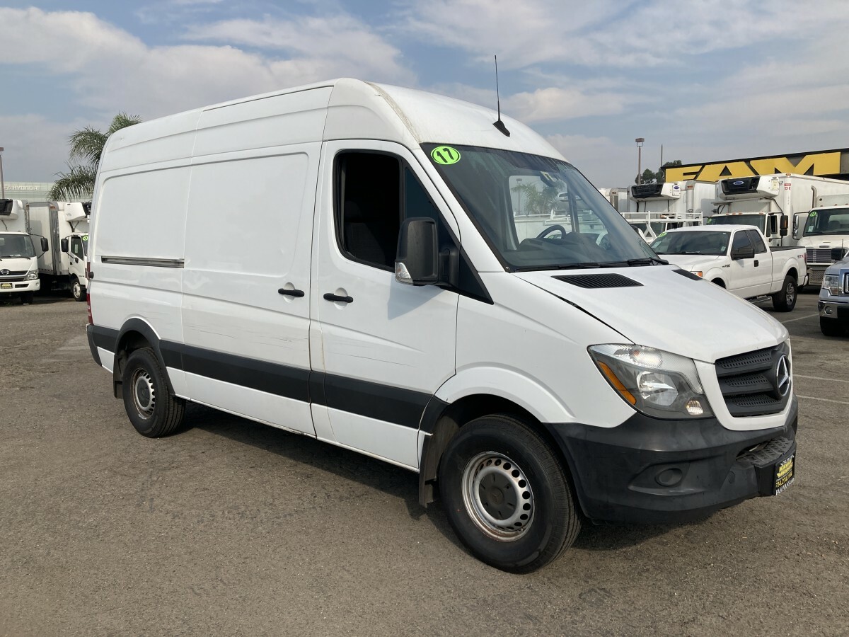 2017 Mercedesbenz Sprinter 2500 High Roof Cargo Van Diesel 552512