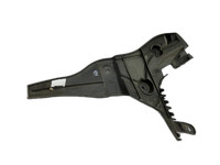 Audi A3 8V 12-16 5T Halter Träger Aufnahme Führung für Stoßstange Recht Hinten Audi A3 8V 12-16 17.06.2014 gebraucht Vorschau 1