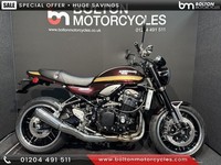 Kawasaki Z900RS ZR900 2025