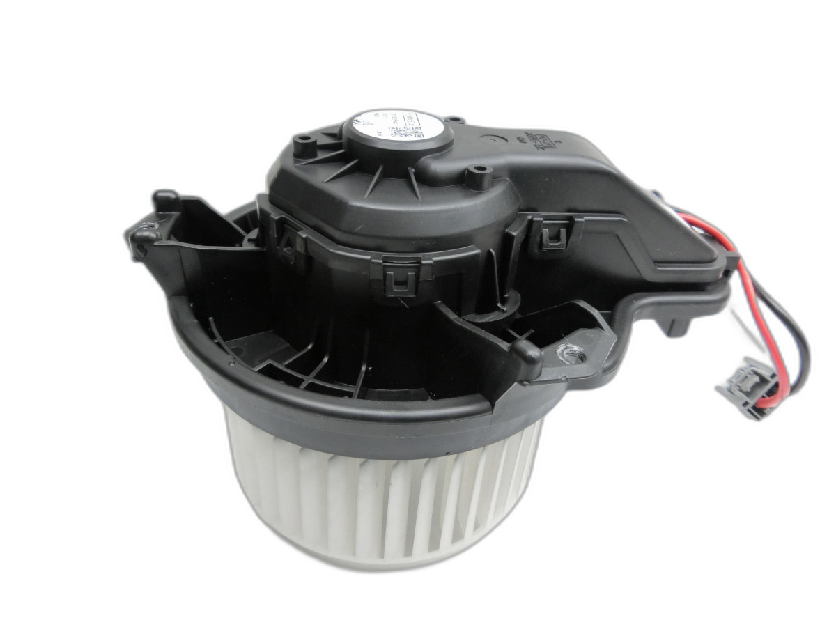 Ford Focus IV 4 HP 18-22 Gebläsemotor Lüftermotor Heizungsgebläse  - Bild 1