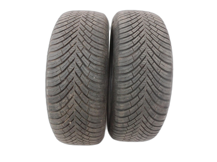 Volvo V50 MW 545 04-10 2x Reifen Ganzjahresreifen Vredestein 205/55R16 91V 6.1-6.3mm  - Bild 1