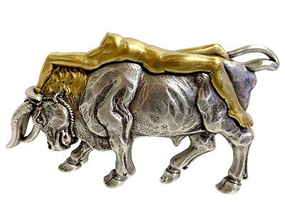 Antique Gold Lady Bull Engraved Belt Buckle Fits 1-1/2" Wide