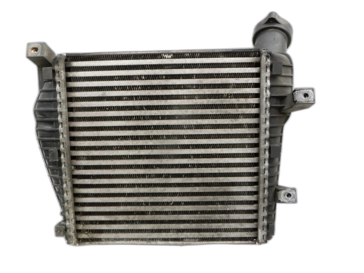 VW Touareg 7L 02-06 TDI 5,0 230KW Ladeluftkühler Kühler  - Bild 1