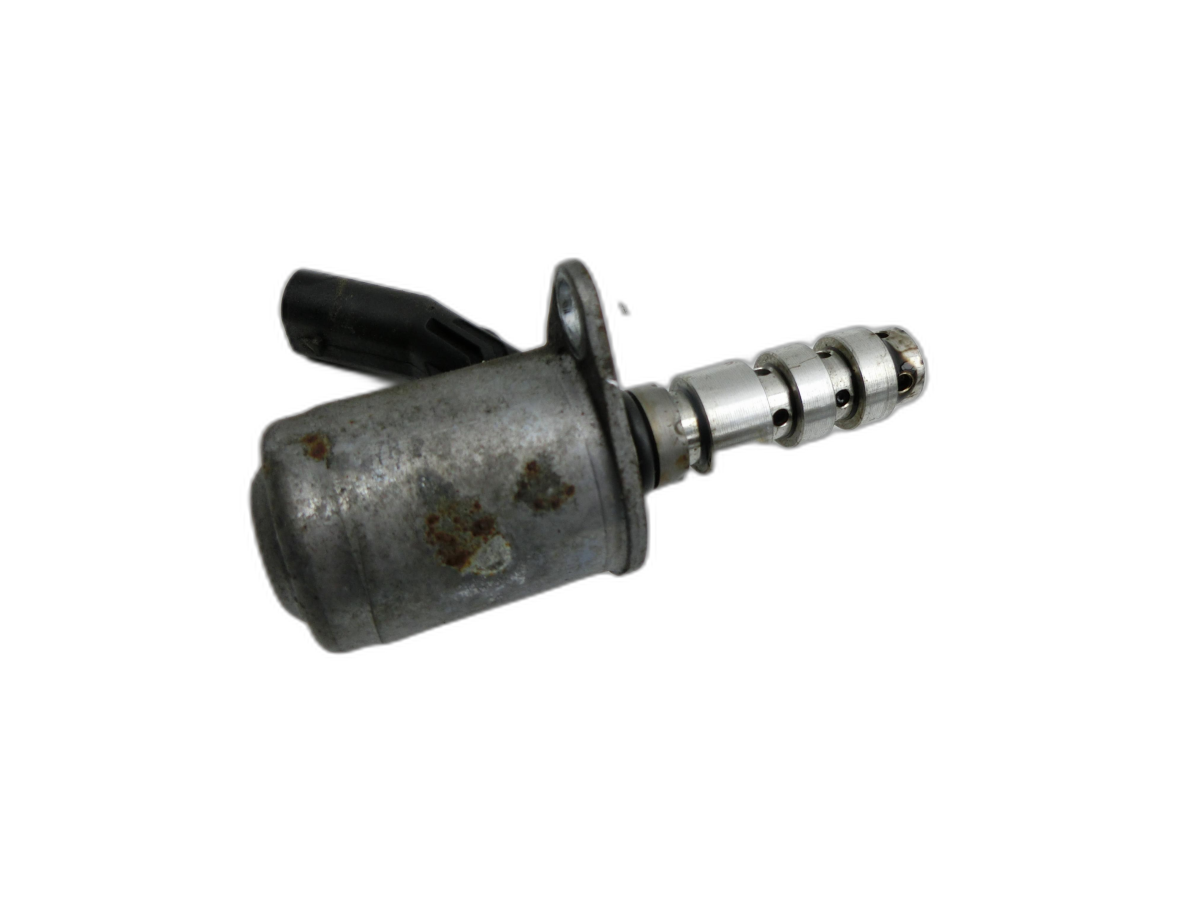 VW Golf 7 VII Variant 13-17 TDI 1,6 81KW Nockenwellenverstellung Ventil Steuerventil Motor  - Bild 1