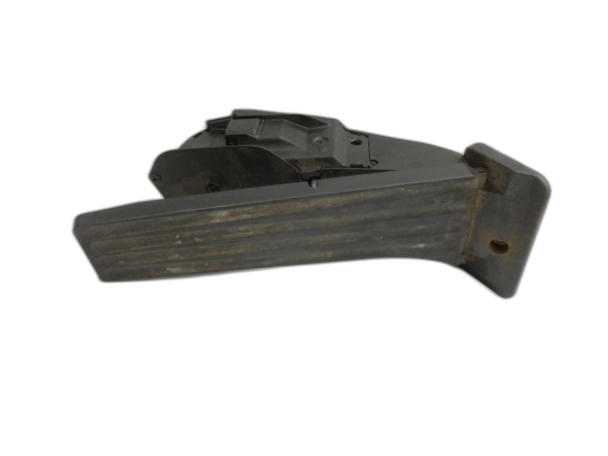 BMW F45 218d 14-18 2,0d 110KW Gaswertgeber Gaspedal  - Bild 1