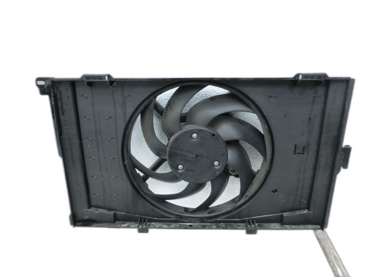 BMW I3 I01 13-17 Elektro  125KW Lüfter Ventilator f. Kühler  - Bild 1