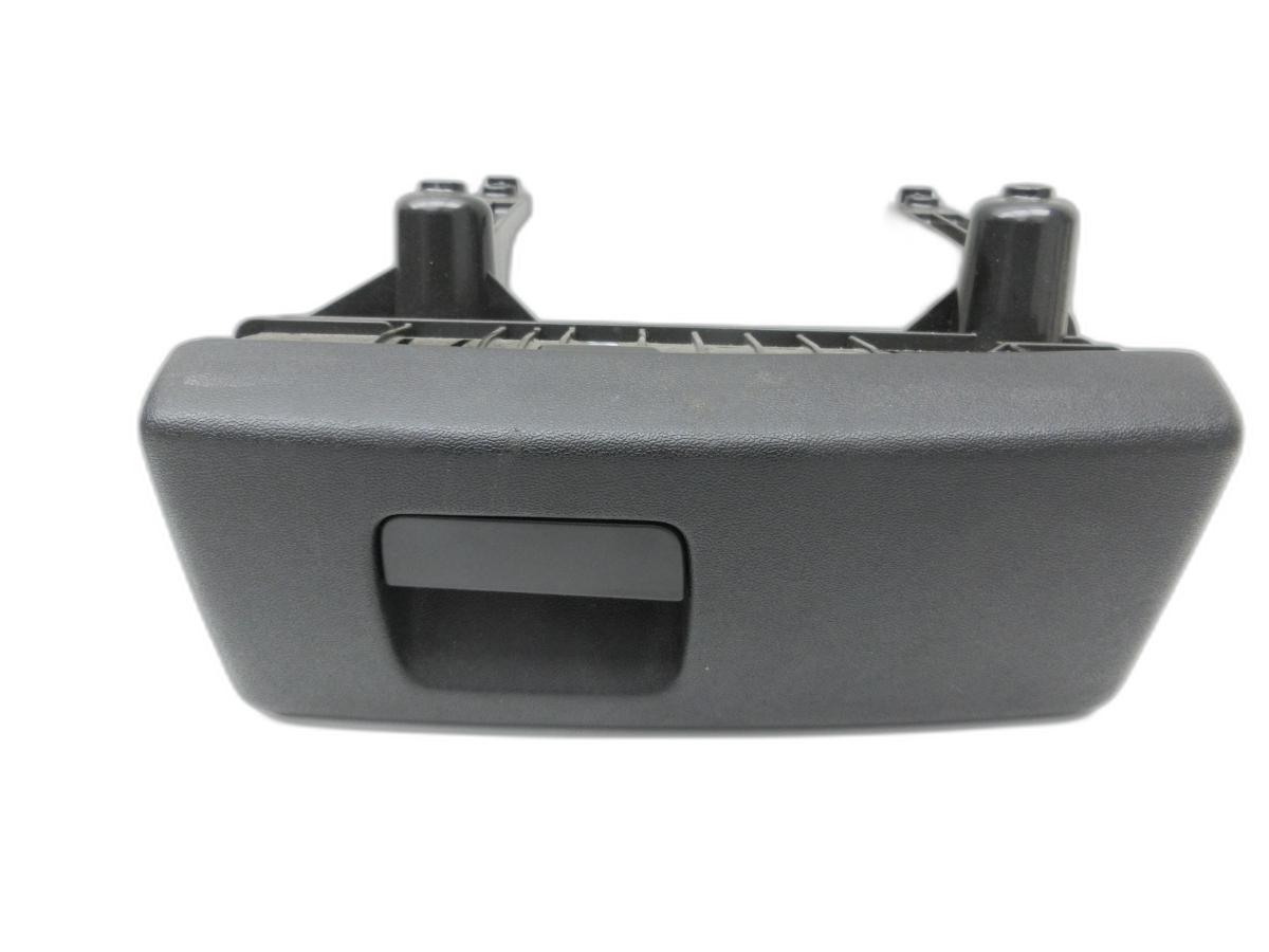 Seat Exeo ST 09-13 Ablagefach Staufach Sitz Fahrer Links Vorne  - Bild 1
