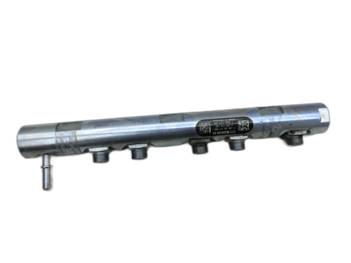 BMW E88 1er 11-13 118D 2,0 105KW Verteilerrohr für Hochdruck Verteiler  - Bild 1