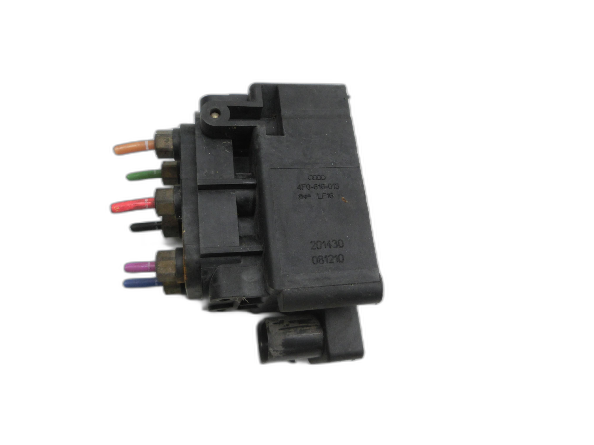 Audi A6 4F C6 08-11 TDI 3,0 176KW CDYA Steuergerät Steuerventil Ventilblock für Luftfederung - Bild 1