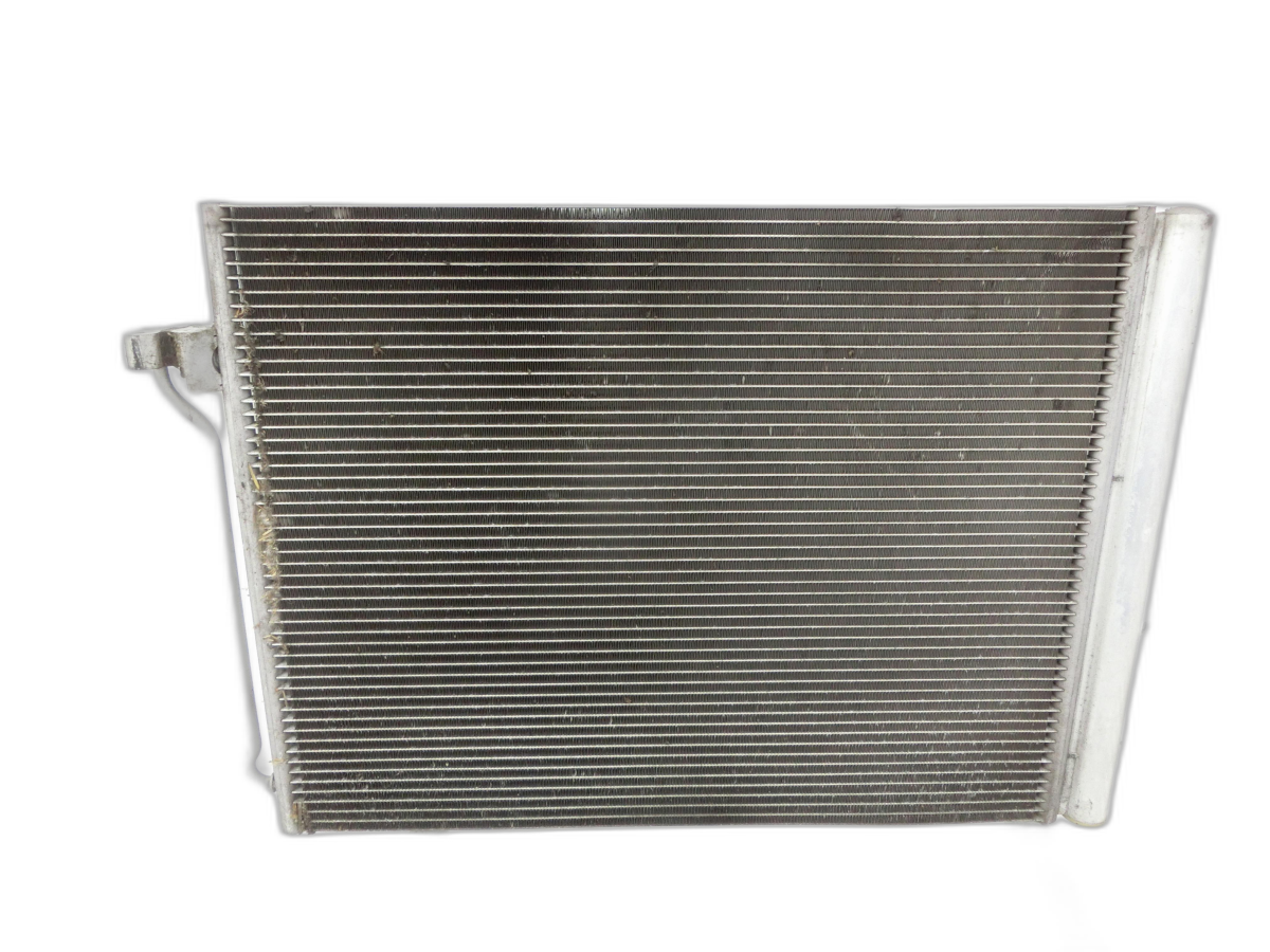 Condensador Refrigerador de aire corriente alterna para BMW F10 523i 10-13 - Bild 1