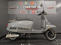 ROYAL ALLOY GT 125cc A Modern Classic Retro Automatic Moped Scooter
