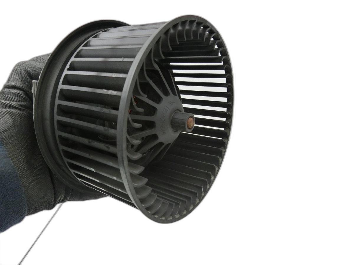 Ford C-Max DM2 07-10 Gebläsemotor Lüftermotor Heizungsgebläse  - Bild 1