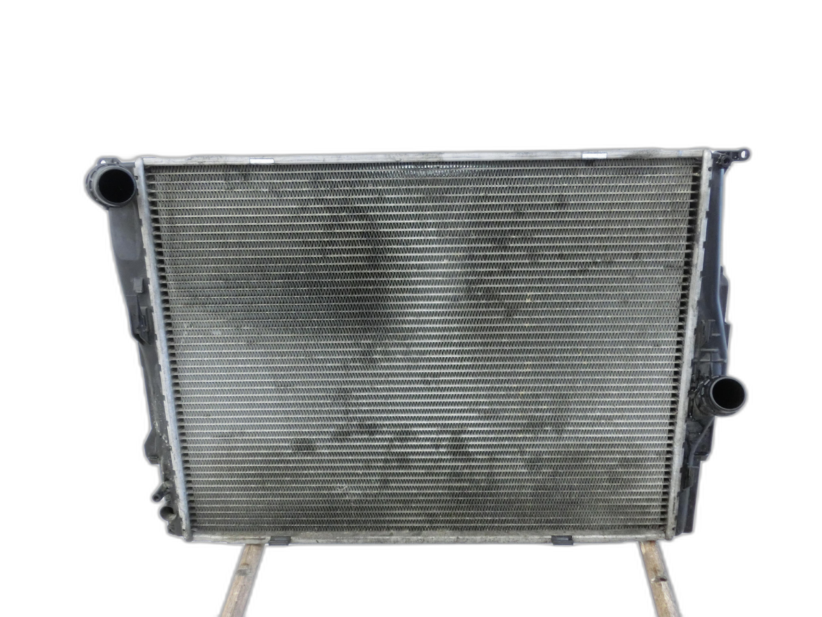 BMW E91 3er 320i 06-08 2,0 110KW Wasserkühler Kühler  - Bild 1