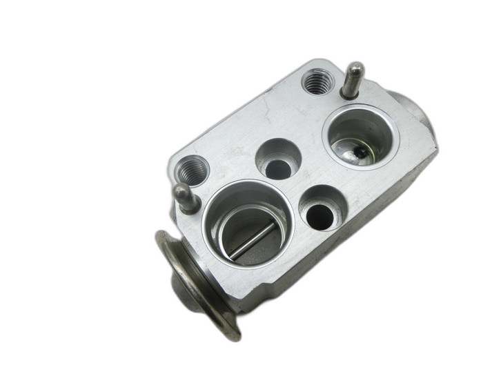 BMW E81 1er 116i LCI 07-13 Expansionsventil für Klima  - Bild 1