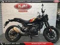 ROYAL ENFIELD GUERRILLA 450 E5, 2024/74, JUST 1733 MILES IN BLACK
