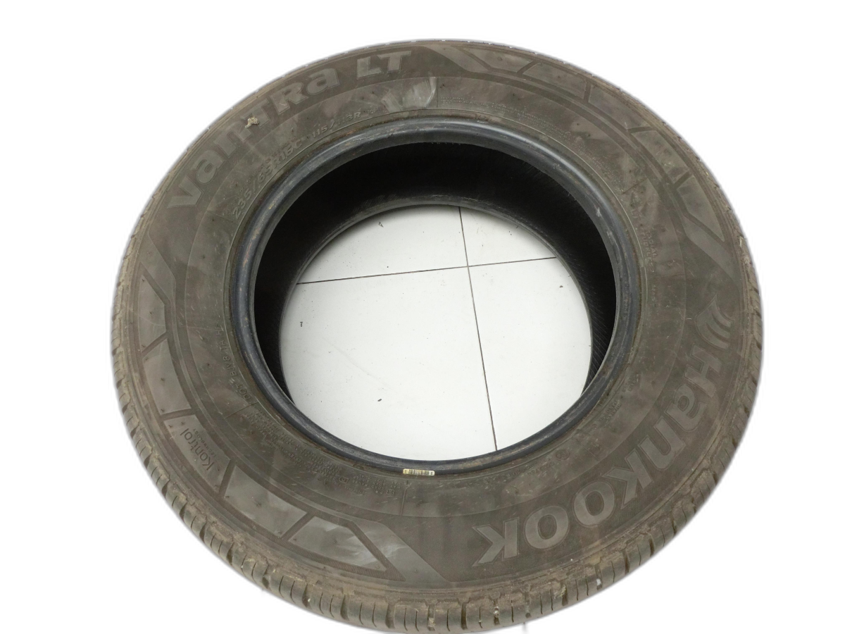 Mercedes Sprinter 906 313 06-13 1x Reifen Sommerreifen Hankook 235/65R16 115RC 6.1mm  - Bild 1