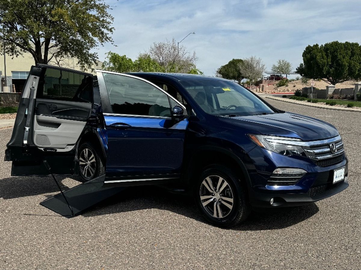 2018 Honda Pilot Mobility Van