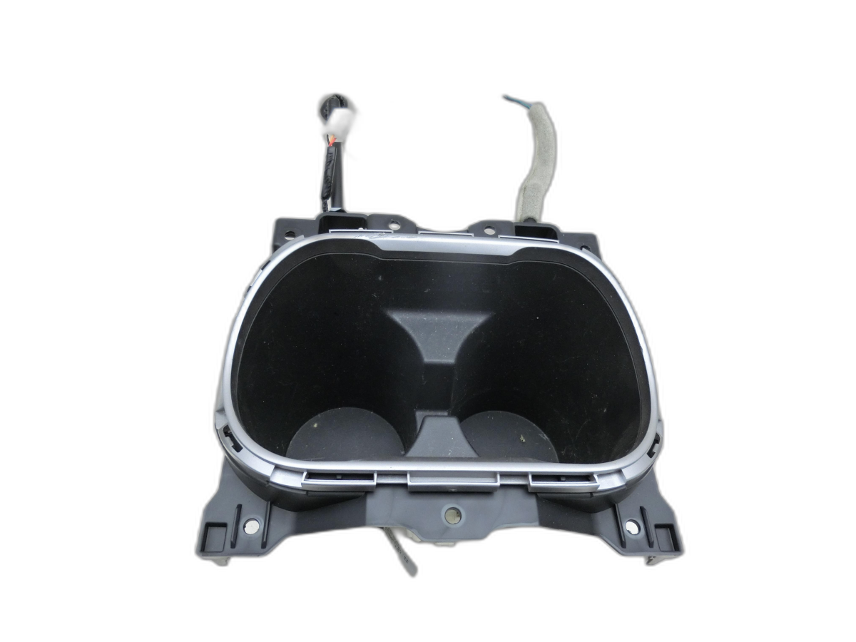 Subaru Outback Legacy 7 VII BW 19-22 Lim Becherhalter Getränkehalter  - Bild 1