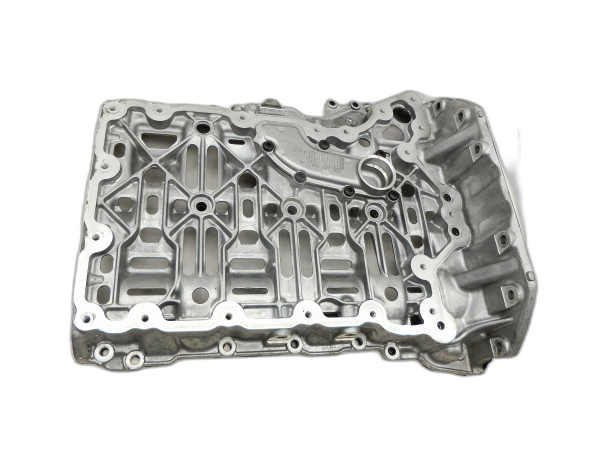 Mercedes S213 E220d 17-21 CDI 2,0 143KW 654.920 Oberteil Schwallblech für Ölwanne Motorwanne  - Bild 1