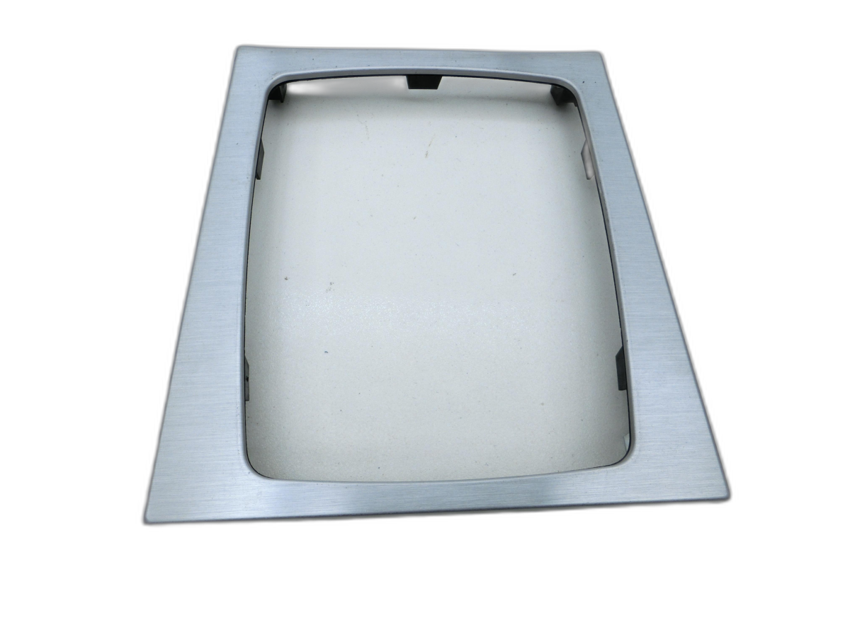 Mercedes W204 C180 11-15 Blende Einbaurahmen  - Bild 1