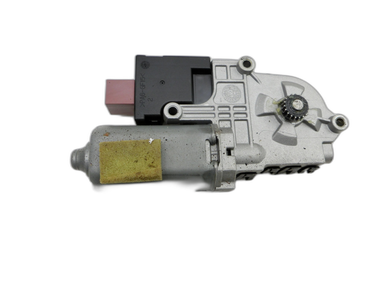 Mercedes CLS 250 C218 11-14 Schiebedachmotor  - Bild 1