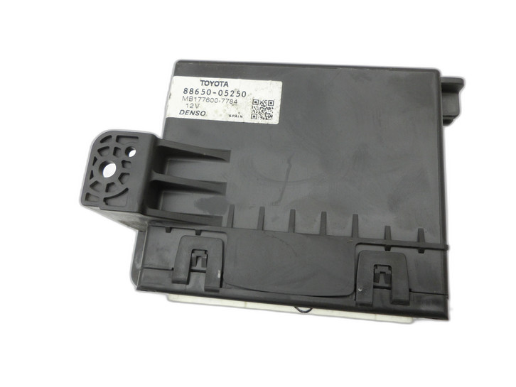 Toyota Avensis T27 08-11 Steuergerät ECU Modul SG Klimamodul  - Bild 1