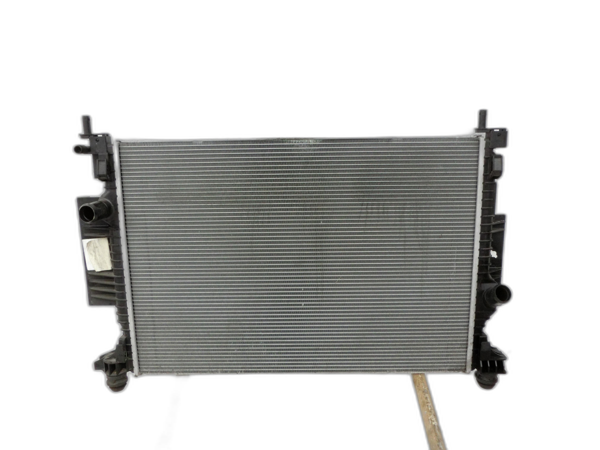 Ford Focus III 14-18 TDCi 2,0 110KW Wasserkühler Kühler  - Bild 1