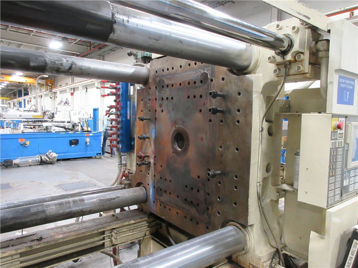 390 Ton Toshiba Injection Molding Machine, Model ISGS390