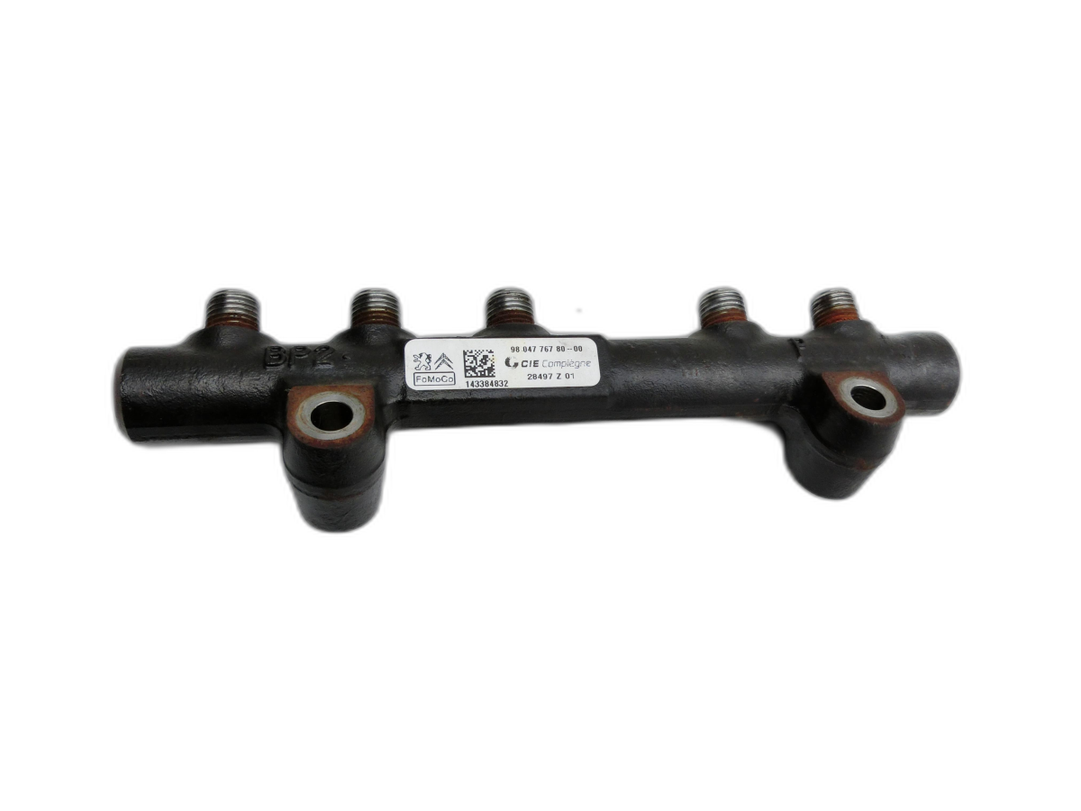 High Pressure Distributor Fuel Tube for Ford Focus III 3 14-20 - Bild 1