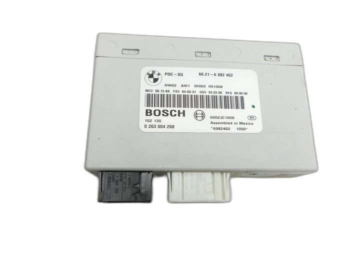 BMW E81 1er 118i LCI 07-13 Steuergerät ECU Modul SG PDC Einparkhilfe BMW E81 1er 118i LCI 07-13 27.10.2009 9252639... Bild 1