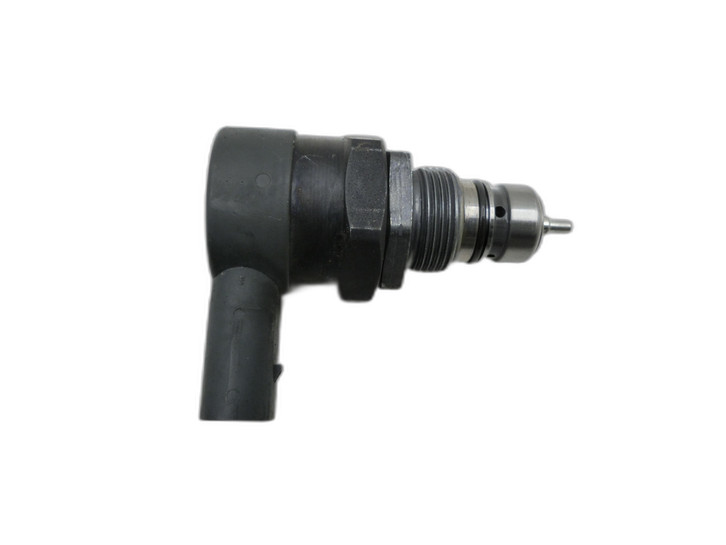 BMW 5er 530XD E61 03-07 3,0D 170KW Bosch Druckregelventil Railsensor Drucksensor  - Bild 1