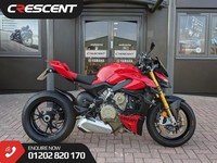 DUCATI STREETFIGHTER V4S 2023 - 3 SERVICE ENTRIES - RECALL DONE - EVOTECH EXTRAS