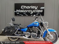 2015 Triumph Thunderbird LT 1700cc cruiser custom Blue n White with loads of...