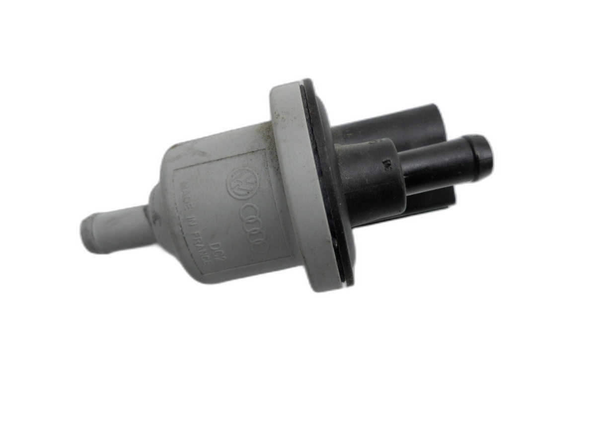 Skoda Fabia III NJ 17-22 1,0 81KW Magnetventil Kraftstoffventil  - Bild 1