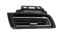 Peugeot 308 SW II 13-17 Luftdusche Luftdüse Links Peugeot 308 SW II 13-17 27.10.2015 96778765 1303818X 10003-396... Vorschau 1