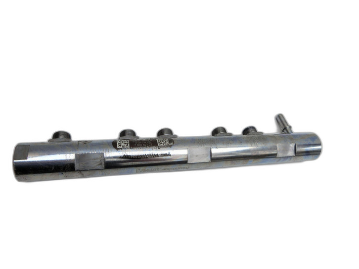 BMW 525d F10 13-17 2,0d 160KW Einspritzleiste Düsenstock Einspritzanlage BMW 525d F10 13-17 27.02.2014 13537800601... Bild 1