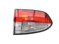 Hyundai H1 04-07 Rückleuchte Heckleuchte für Klappe Rechts Hyundai H1 04-07 28.02.2005 92406-4A610 gebraucht Vorschau 1