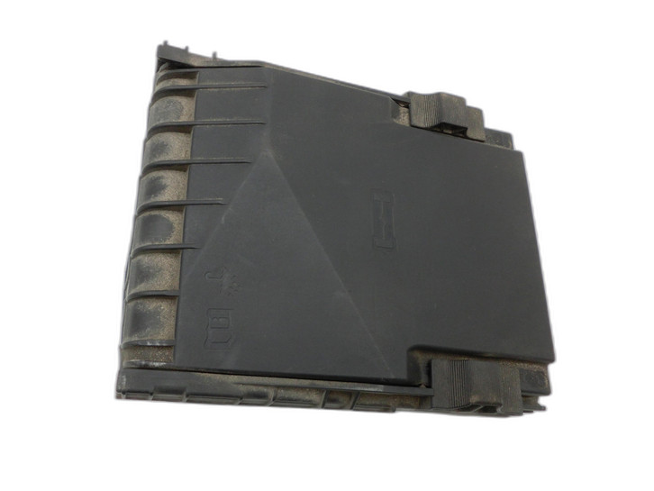 Audi A3 8P 04-08 Wasserabweiser Deckel für Sicherungskasten  - Bild 1