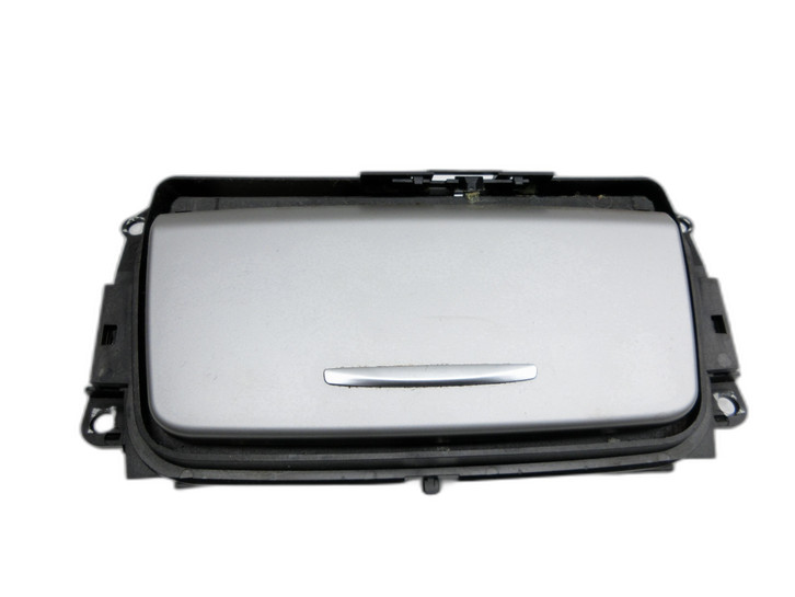 BMW E91 3er 320i 06-08 Aschenbecher Ablagefach Mittelkonsole  - Bild 1