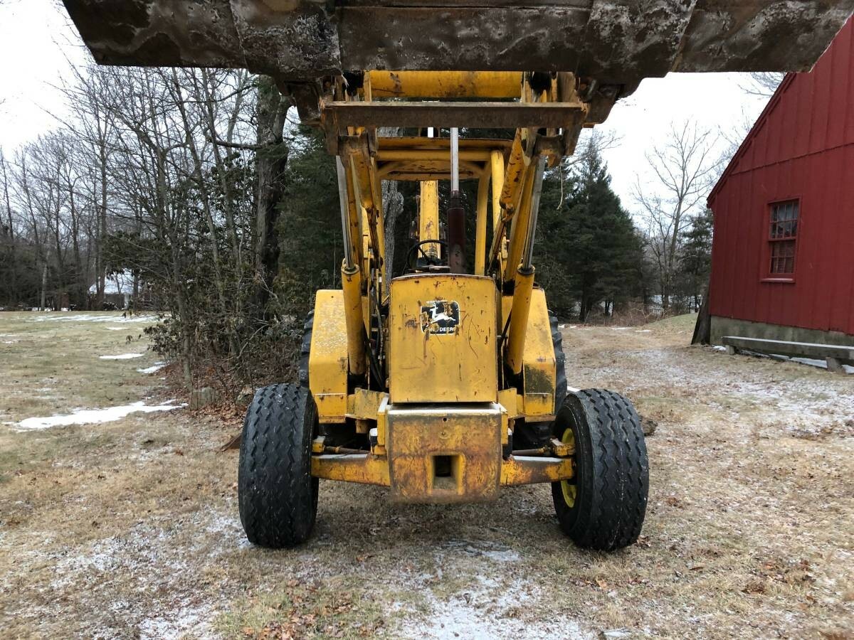 john deere 510D backhoe