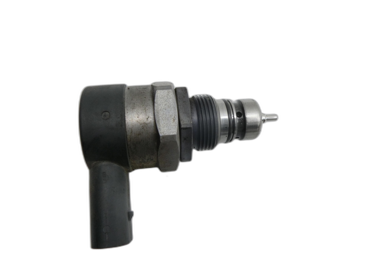 VW Touran 1T3 10-15 TDI 2,0 103KW Railsensor Drucksensor Druckregelventil Bosch  - Bild 1