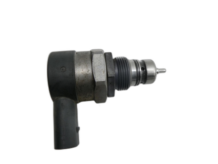 VW Touran 1T3 10-15 TDI 2,0 103KW Railsensor Drucksensor Druckregelventil Bosch  - Bild 1